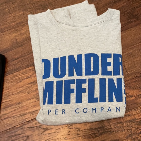 the office/ finder muffling shirts - Picture 3 of 3